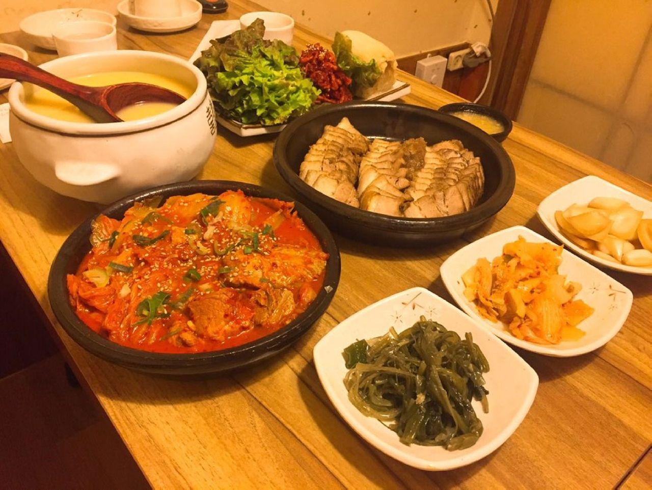 Insadong Famous Korean Tasty Restaurant : Insadong Garlic Bossam